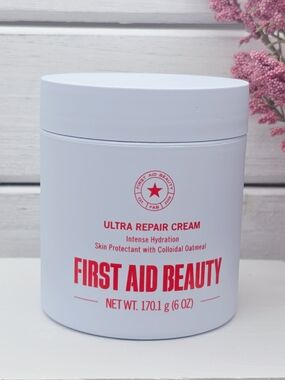 First Aid Beauty Ultra Repair Cream - White (Intense Hydration)